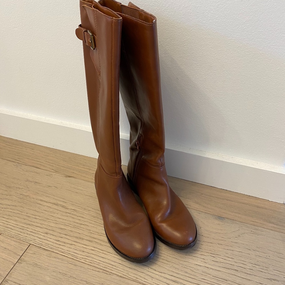INC women’s leather boots